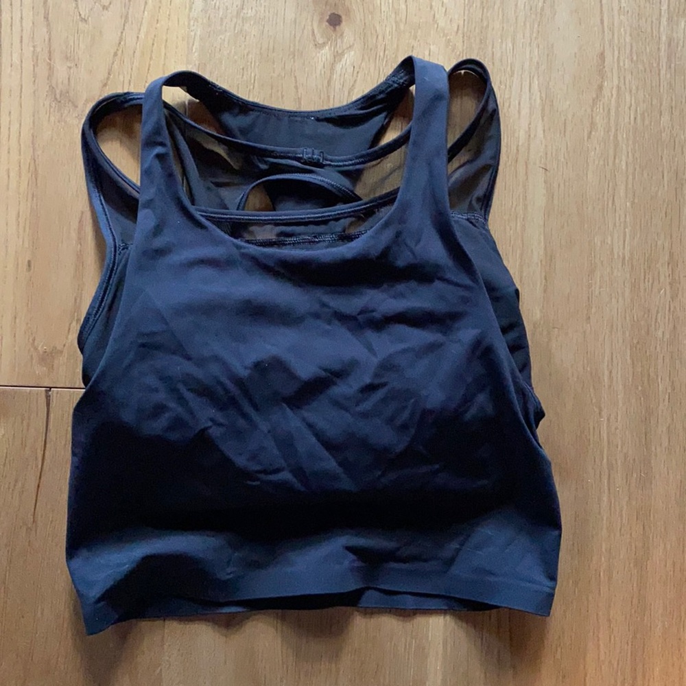 Black Lululemon size 4 tank/ bra